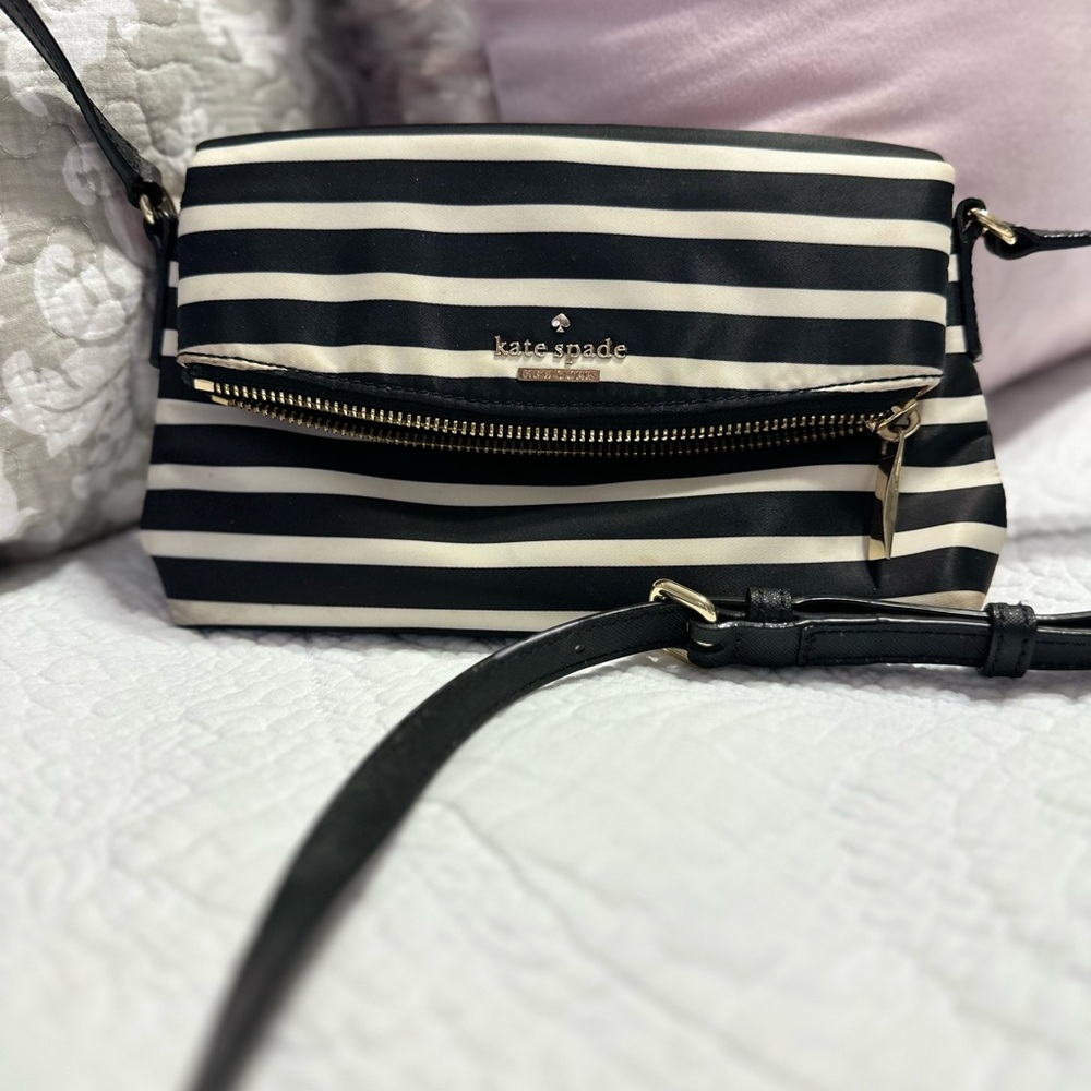 Kate Spade, used , some stains, pictures will show